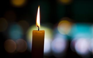 Церковные свечи — приметы, связанные с ними