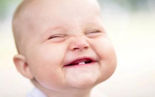 Первый зуб у ребенка — приметы и суеверия